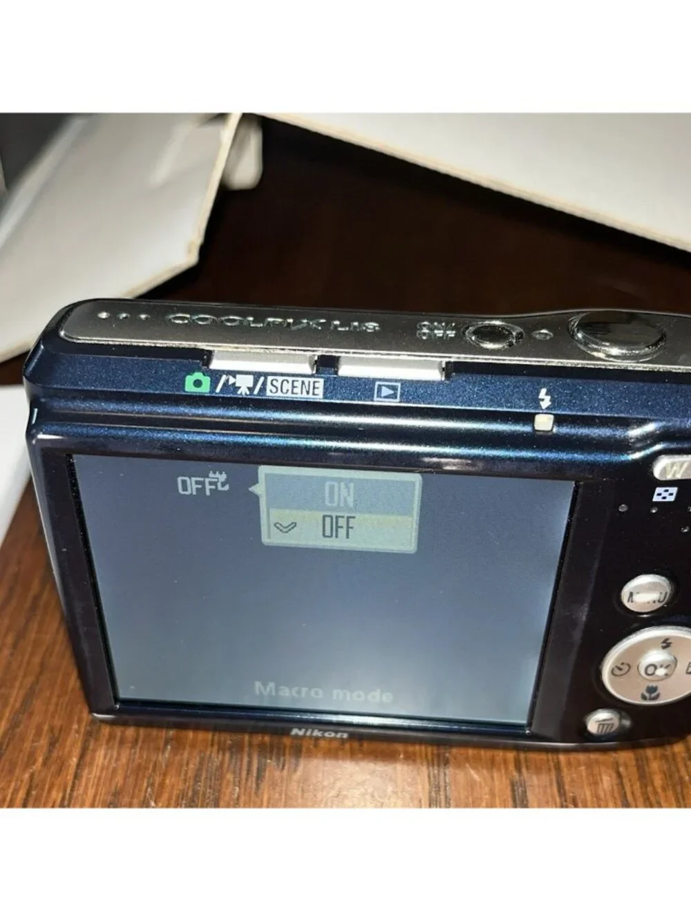 Nikon coolpix 18